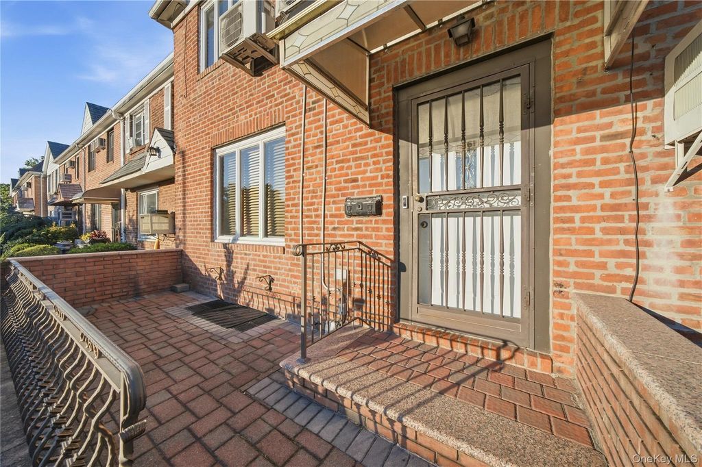 61-17 81st Street, Middle Village, NY 11379 — photo 3