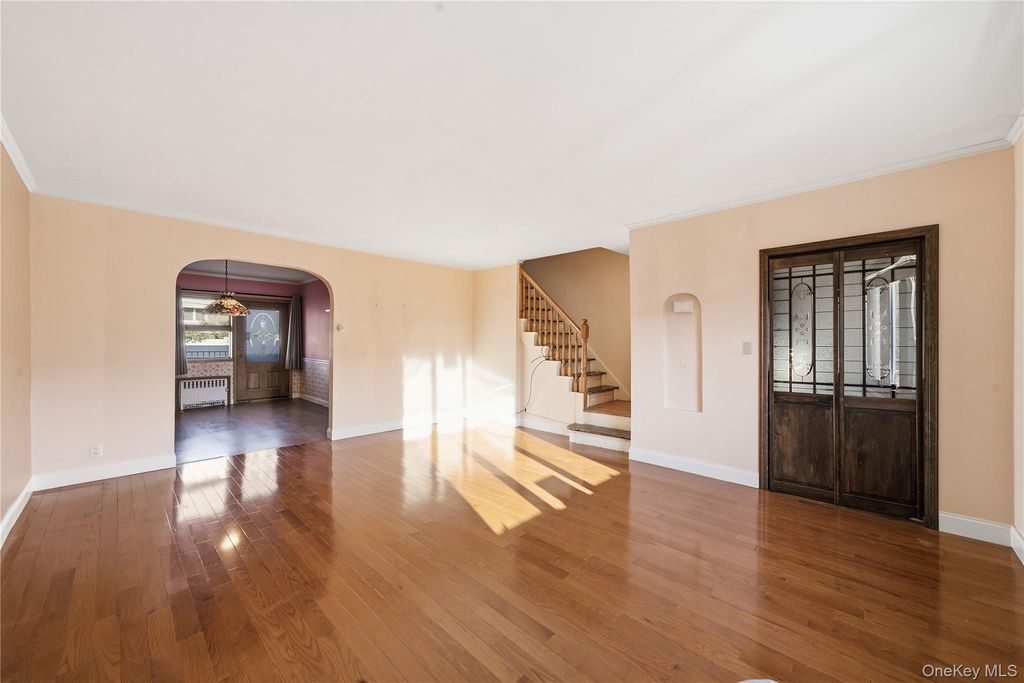 61-17 81st Street, Middle Village, NY 11379 — photo 4