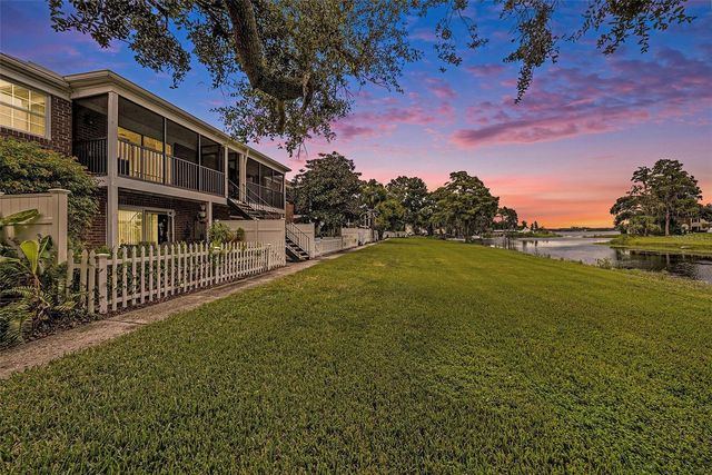 13725 JUNIPER BLOSSOM DRIVE 201, Tampa, FL 33618