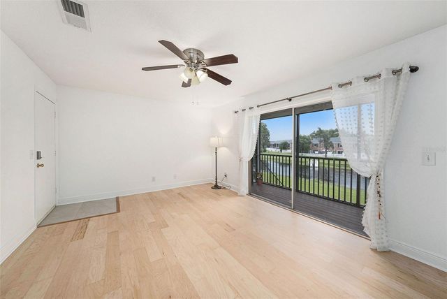 13725 JUNIPER BLOSSOM DRIVE 201, Tampa, FL 33618