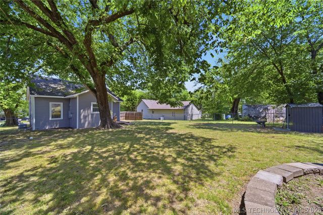 1419 W Maple Street, Collinsville, OK 74021