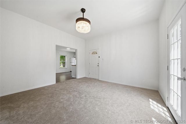 1419 W Maple Street, Collinsville, OK 74021
