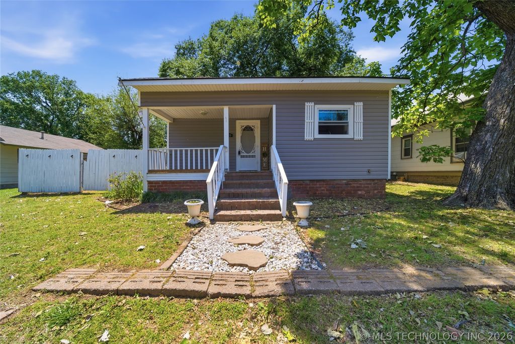 1419 W Maple Street, Collinsville, OK 74021