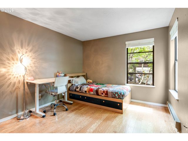 4000 CARMAN Dr 60, Lake Oswego, OR 97035
