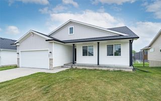 7825 SE 2nd Street, Des Moines, IA 50320