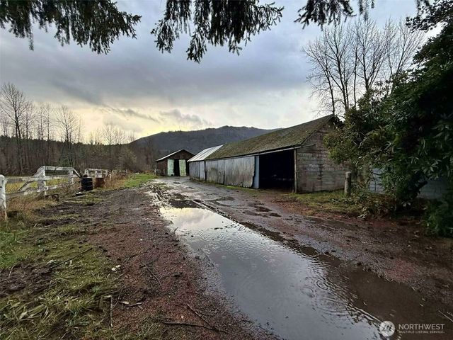 137 Glenoma Road, Glenoma, WA 98336