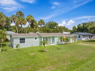655 41st Avenue, Vero Beach, FL 32968