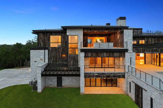 545 W Bob Jones Road, Southlake, TX 76092
