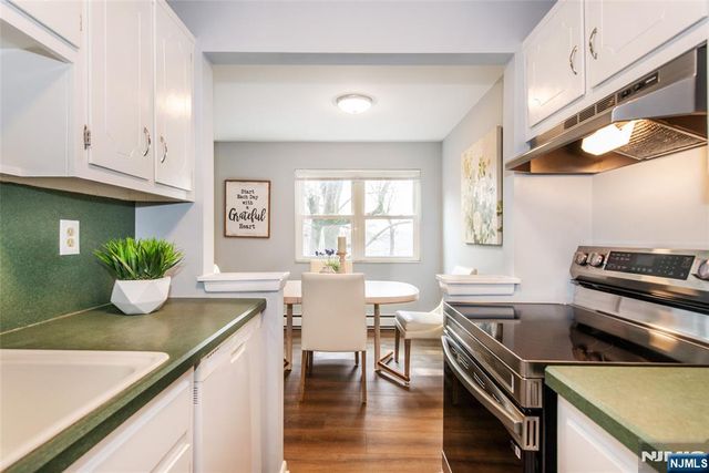 100 Pierson Miller E-9, Pompton Lakes, NJ 07442