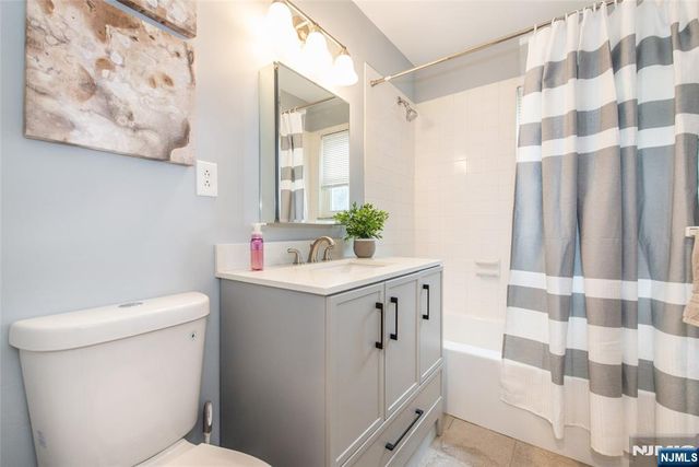 100 Pierson Miller E-9, Pompton Lakes, NJ 07442