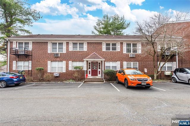 100 Pierson Miller E-9, Pompton Lakes, NJ 07442