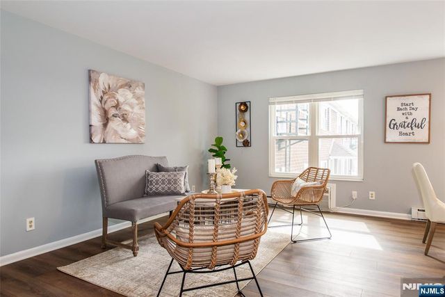 100 Pierson Miller E-9, Pompton Lakes, NJ 07442