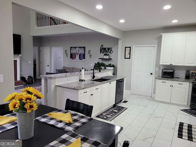 26 Parlor Circle, Sharpsburg, GA 30277
