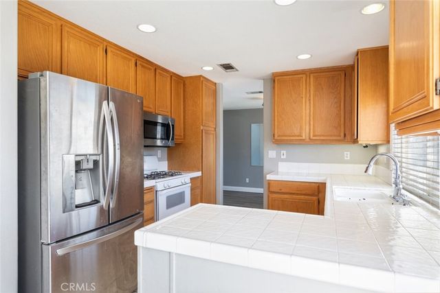 21965 Carnation Lane, Wildomar, CA 92595
