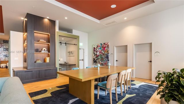 11 NE 6th Street 808, Miami, FL 33132