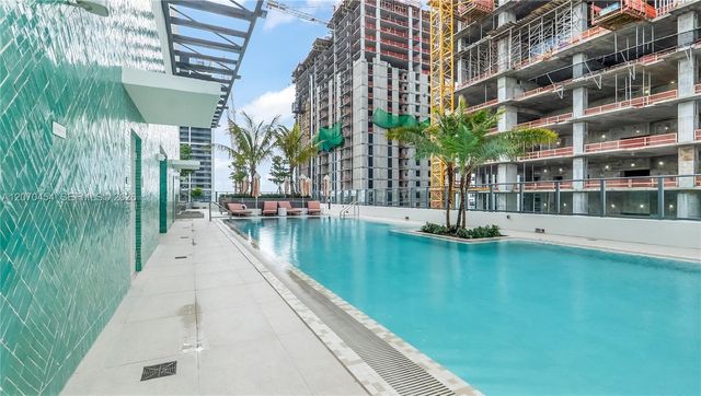 11 NE 6th Street 808, Miami, FL 33132
