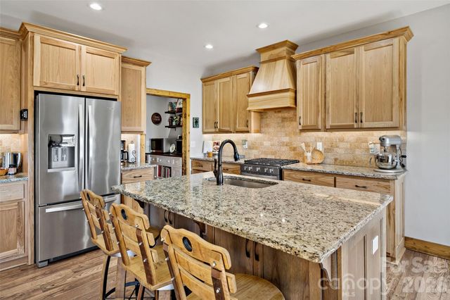 207 Lake Crest Drive 11, Nebo, NC 28761