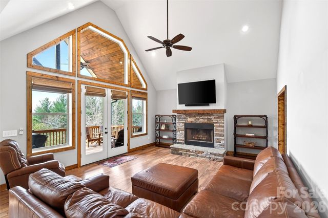 207 Lake Crest Drive 11, Nebo, NC 28761