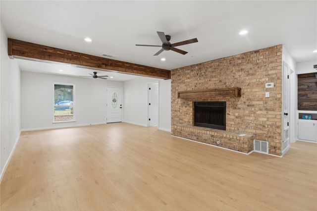 2706 Mintwood Place, Arlington, TX 76016