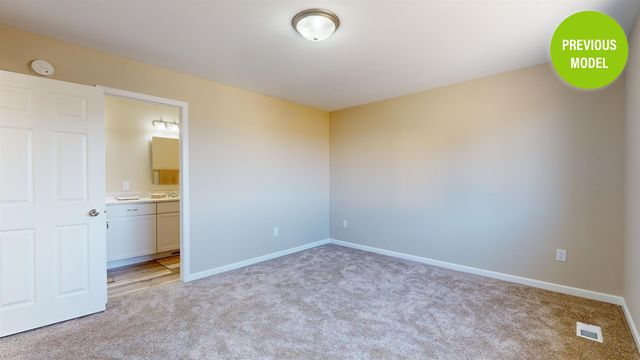 2313 23rd Ave, Minot, ND 58703