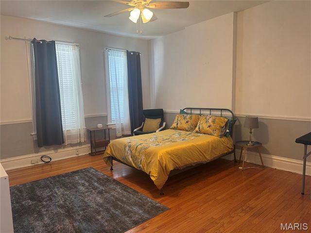 4175 Flad Avenue, St Louis, MO 63110