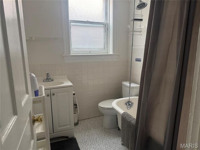 4175 Flad Avenue, St Louis, MO 63110