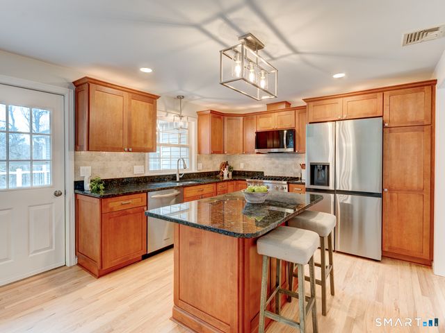 129 Goff Road, Wethersfield, CT 06109