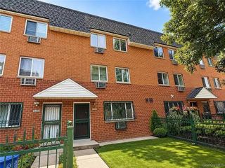 3328 14th Street, Astoria, NY 11106