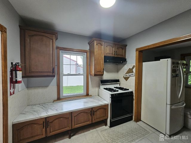 1929 Barnett Street, Rahway, NJ 07065