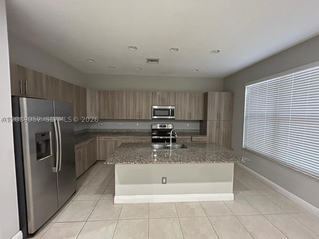 20962 NW 1st Dr 20962, Pembroke Pines, FL 33029