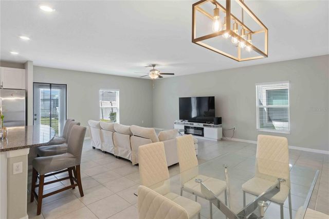 9440 LEMON DROP LOOP, Sun City Center, FL 33573