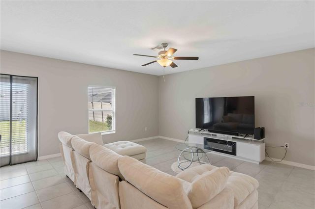 9440 LEMON DROP LOOP, Sun City Center, FL 33573