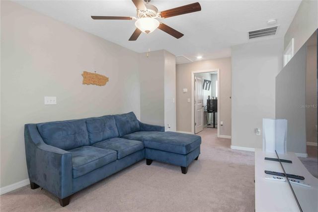 9440 LEMON DROP LOOP, Sun City Center, FL 33573
