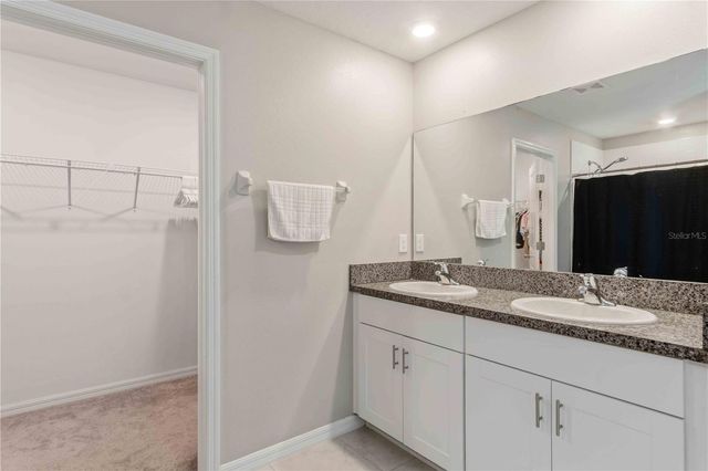 9440 LEMON DROP LOOP, Sun City Center, FL 33573