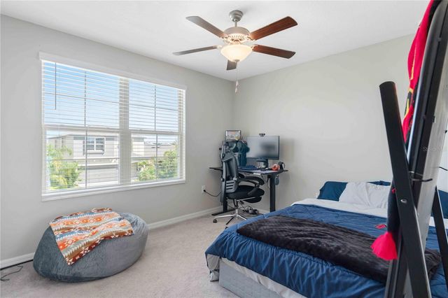 9440 LEMON DROP LOOP, Sun City Center, FL 33573