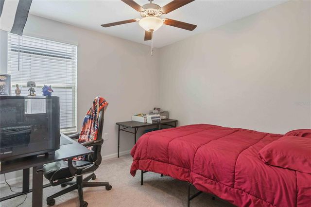 9440 LEMON DROP LOOP, Sun City Center, FL 33573