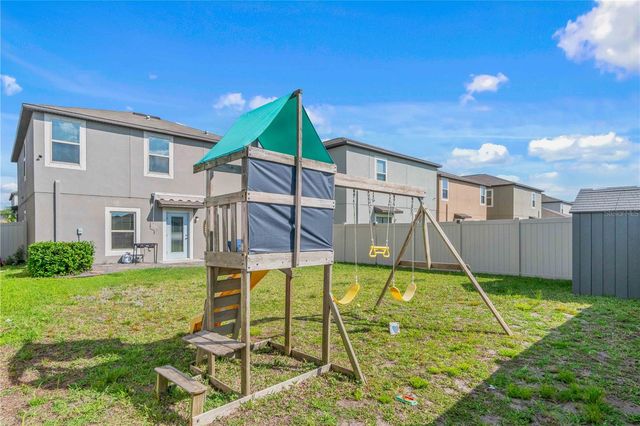 9440 LEMON DROP LOOP, Sun City Center, FL 33573