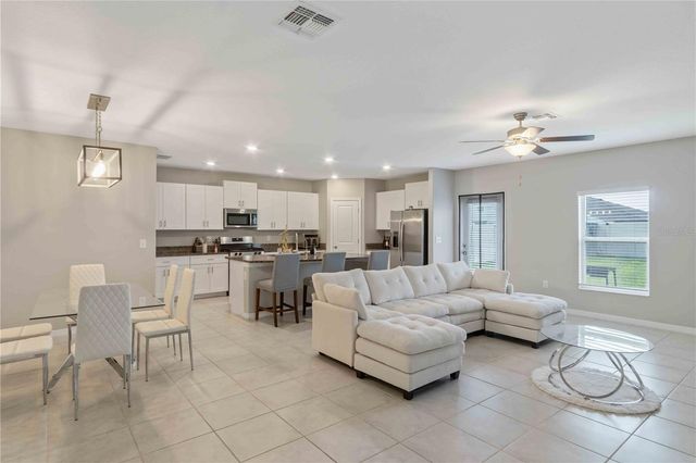 9440 LEMON DROP LOOP, Sun City Center, FL 33573
