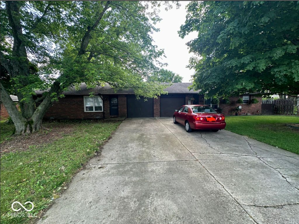 111 Darin Court, Anderson, IN 46012