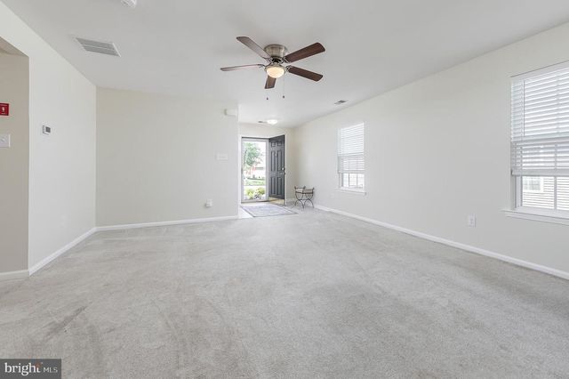282 WILSHIRE BLVD, Woolwich Twp, NJ 08085
