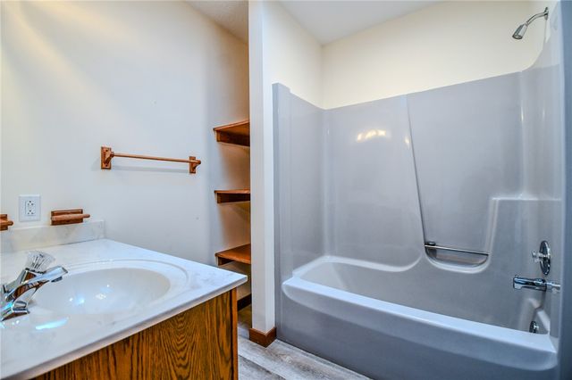 1174 Brindlestone Drive, Vandalia, OH 45377