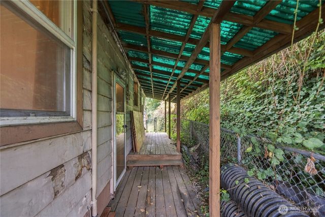 10863 Roseberg Avenue S, Seattle, WA 98168