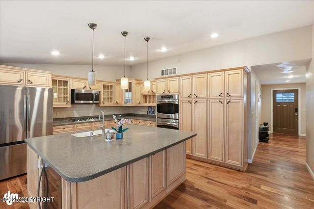 12218 Crested Butte Drive, Eagle River, AK 99577