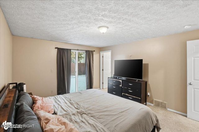 12218 Crested Butte Drive, Eagle River, AK 99577