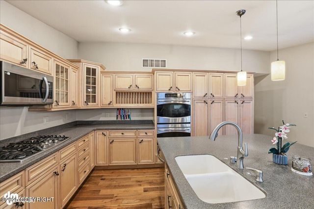 12218 Crested Butte Drive, Eagle River, AK 99577