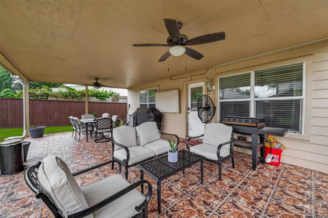 10931 View Pointe Lane, Houston, TX 77034
