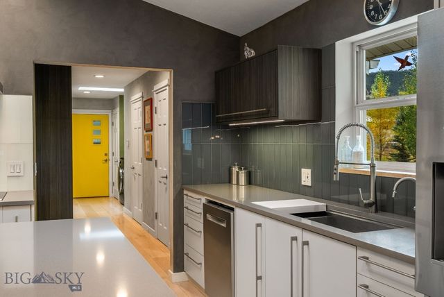 9000 S 19th Avenue, Bozeman, MT 59718