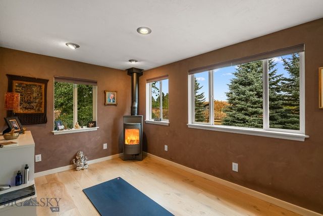 9000 S 19th Avenue, Bozeman, MT 59718