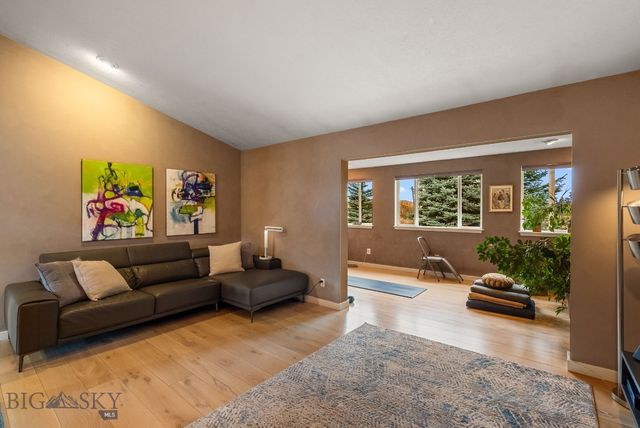 9000 S 19th Avenue, Bozeman, MT 59718