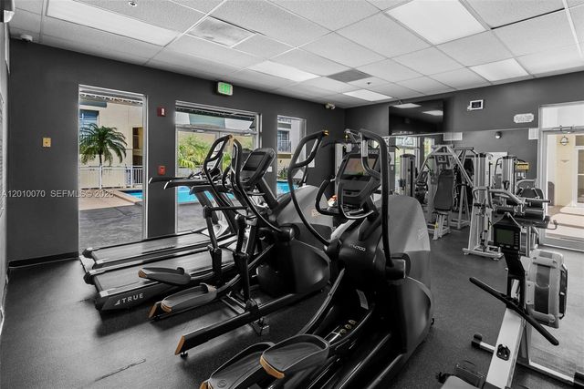 100 Meridian Ave 233, Miami Beach, FL 33139